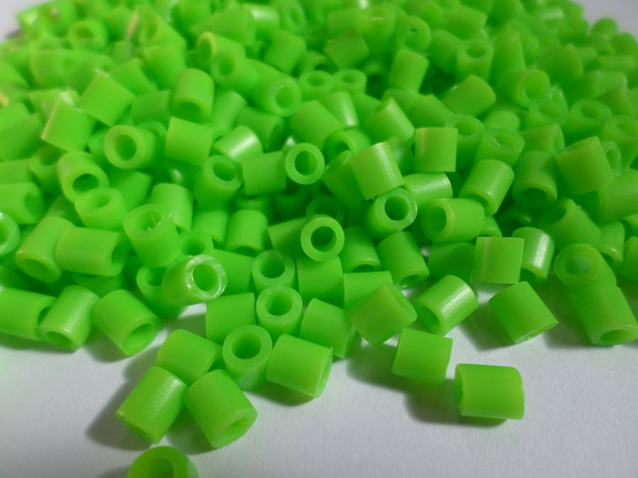 500 x Hot Fuse Beads - Column - 5mm - Spring Green 