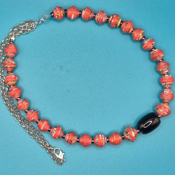 Red and black long paper beaded necklace