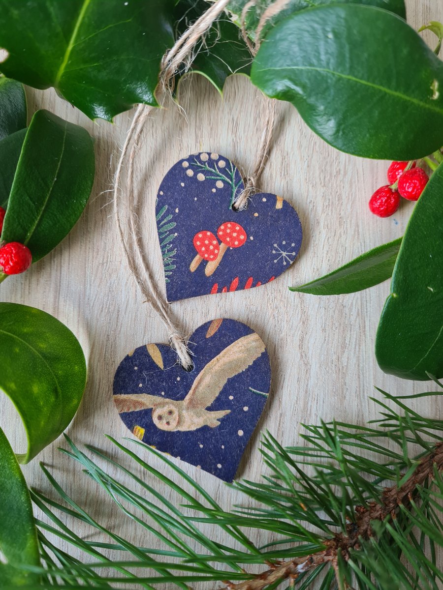 2 gift tags Christmas woodland wooden decorations decoupage