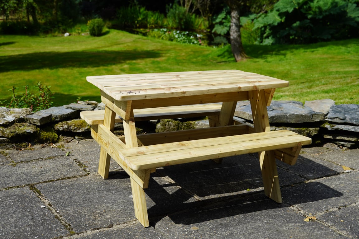 Childrens Wooden Outdoor DanDan Picnic Bench