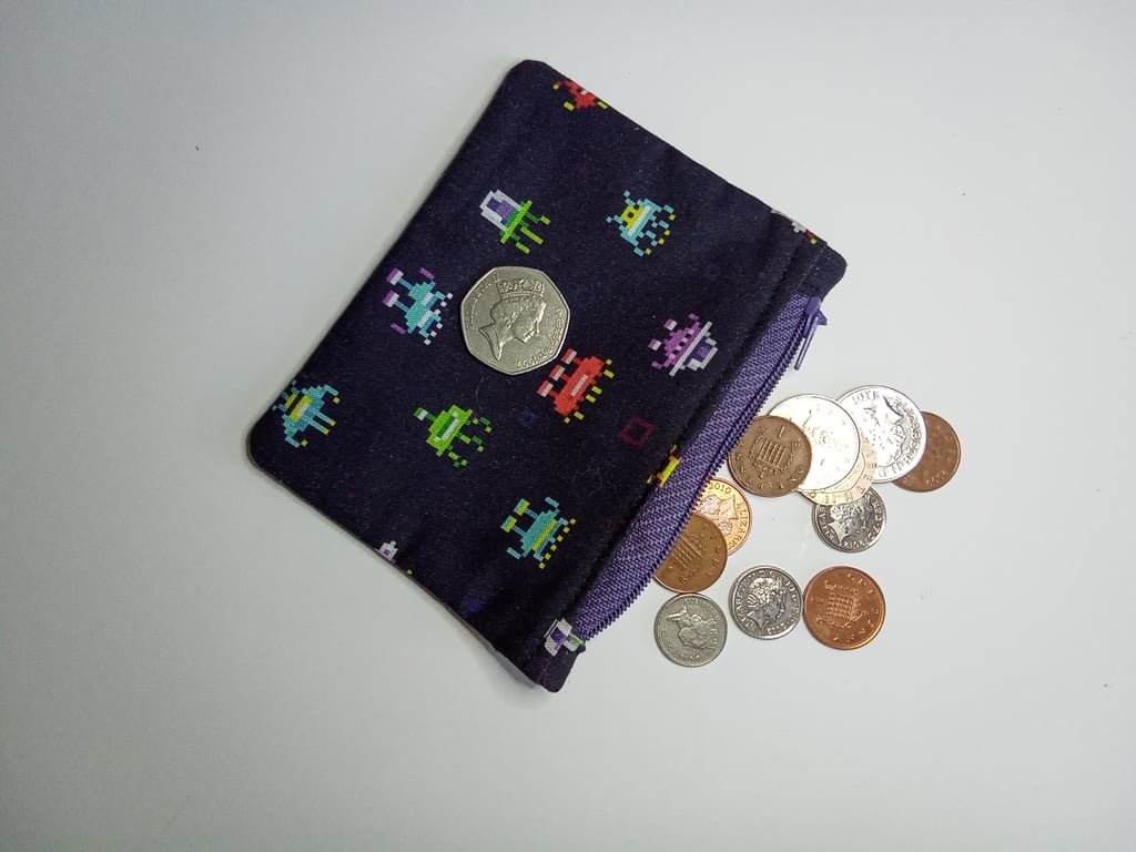 Space invaders change Purse, coin purse, zipper pouch, gift for gamers