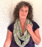 Summer seconds - Flowery Infinity Scarf - Image 1