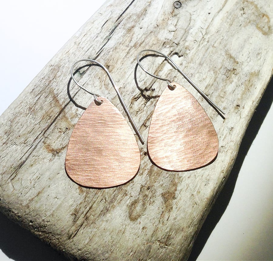 Hammer Textured Triangular Copper Earrings - UK Free Post