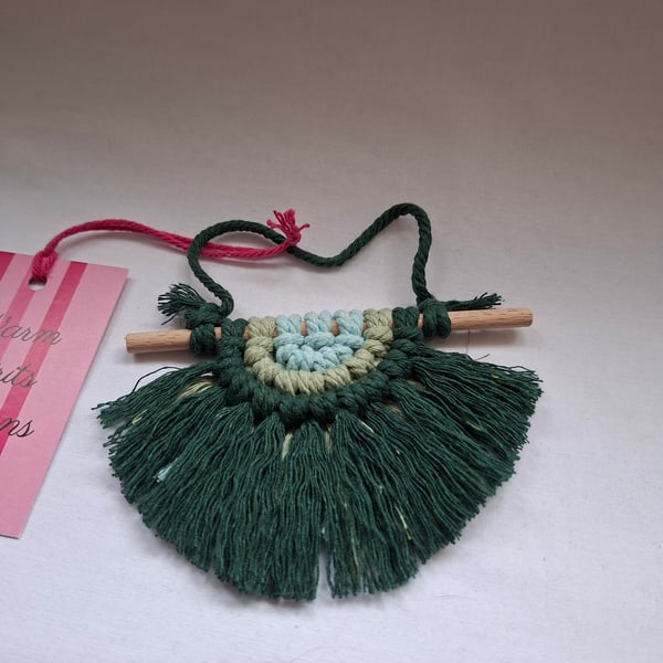 Macrame mini wall hanging