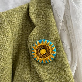 Sun Flower Pin- hand embroidered brooch 