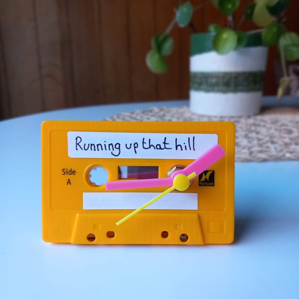 Retro Desk clock cassette tape "Running Up That Hill" Stranger Things