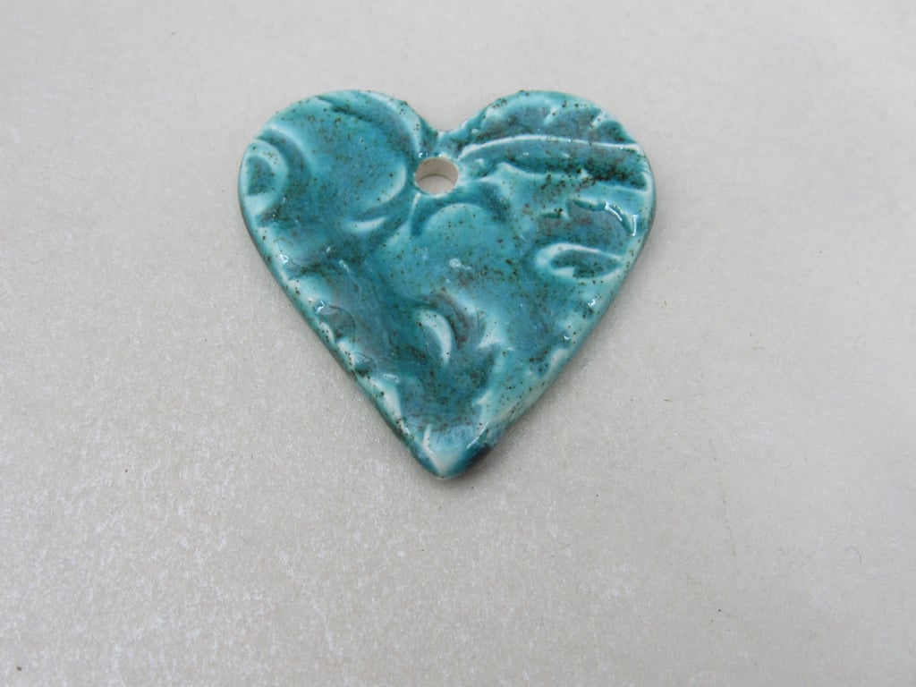 Medium Jade Green Brocade Texture Heart Shaped Ceramic Pendant