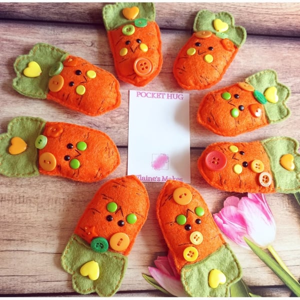 Carrot pocket hug and a pocket hug card gift set,letterbox gift