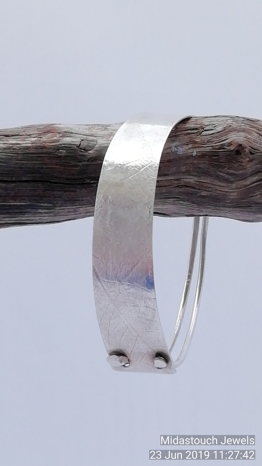 Silver Textured Leaf  and Wire Bangle