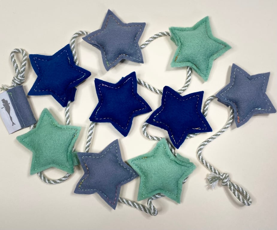 9 STAR GARLAND