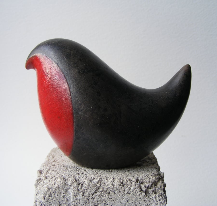 Raku fired robin (E)
