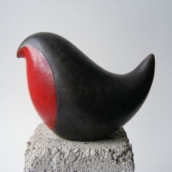 Raku fired robin (E)