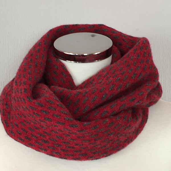 Snood Merino Lambswool Circle Scarf berry red and coal grey dots