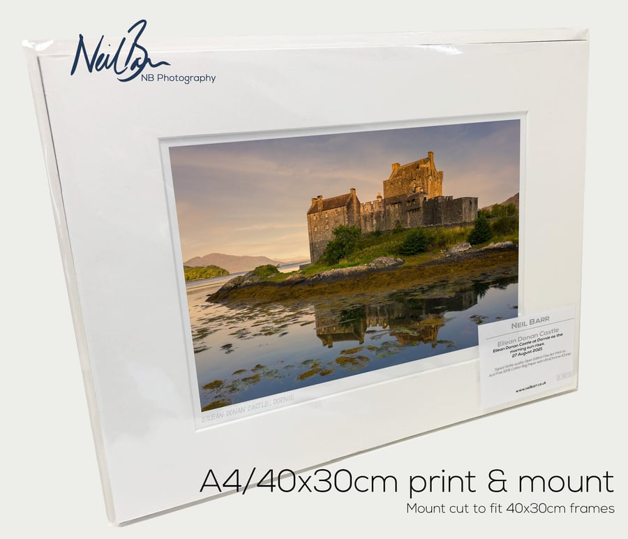 Eilean Donan Castle, Dornie, Scotland - A4 (40x30cm) Unframed Print