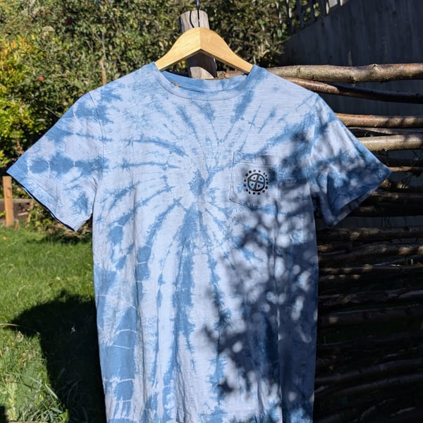 Kids Plant Dyed T-Shirt With Bronze Age Petroglyph Design