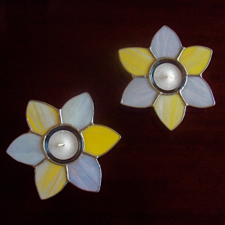 Daffodil tealight candle holders