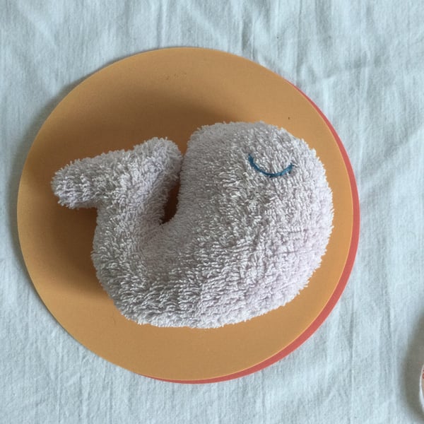 Small cotton whale rattle. Whale rattle plushy. Small gift for new baby.