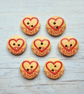 5 x Wooden Buttons - 20mm Heart Pattern - Image 3