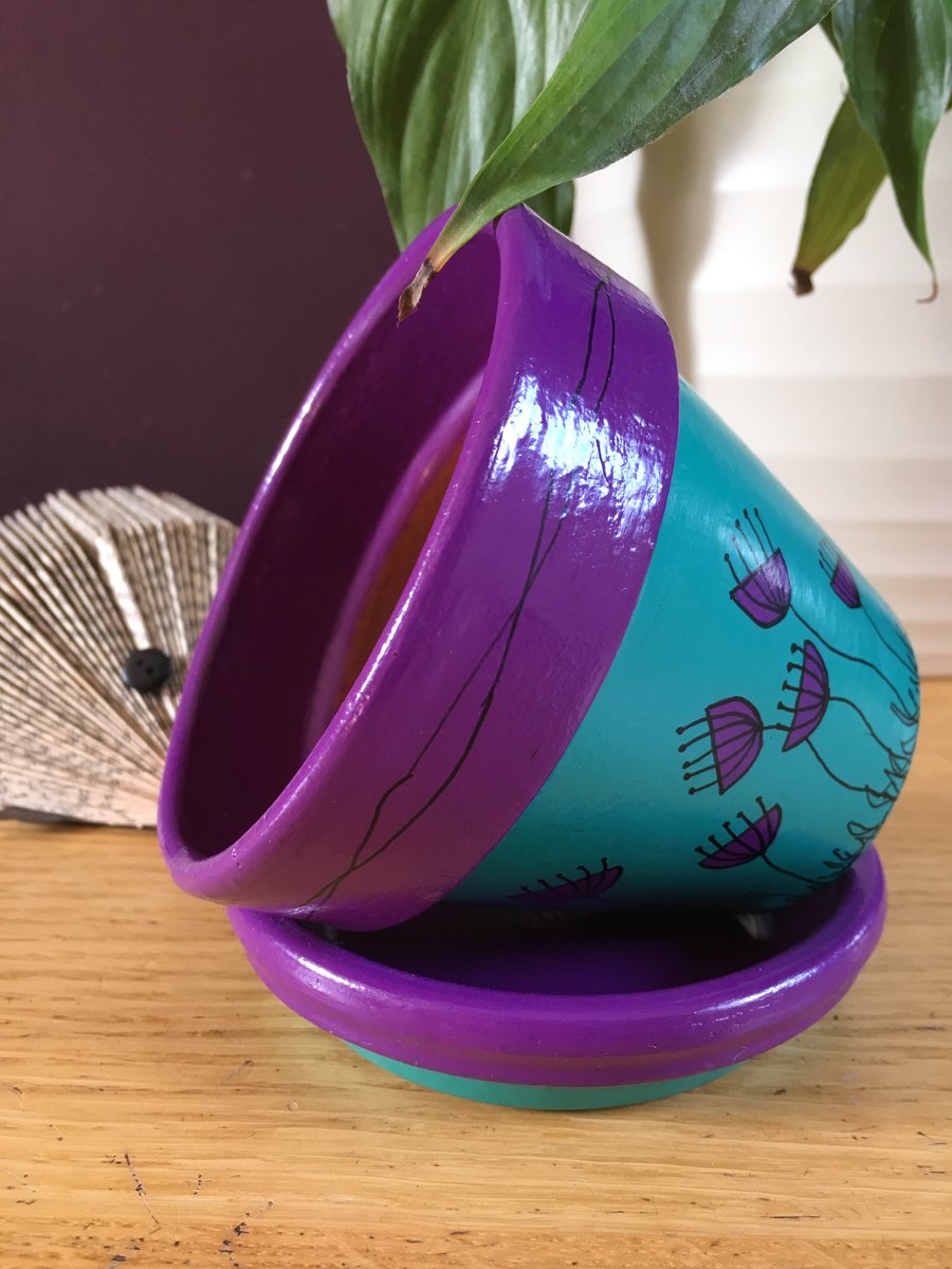HAND PAINTED FLOWER POT AND SAUCER (11CM) - Purple & Turquoise