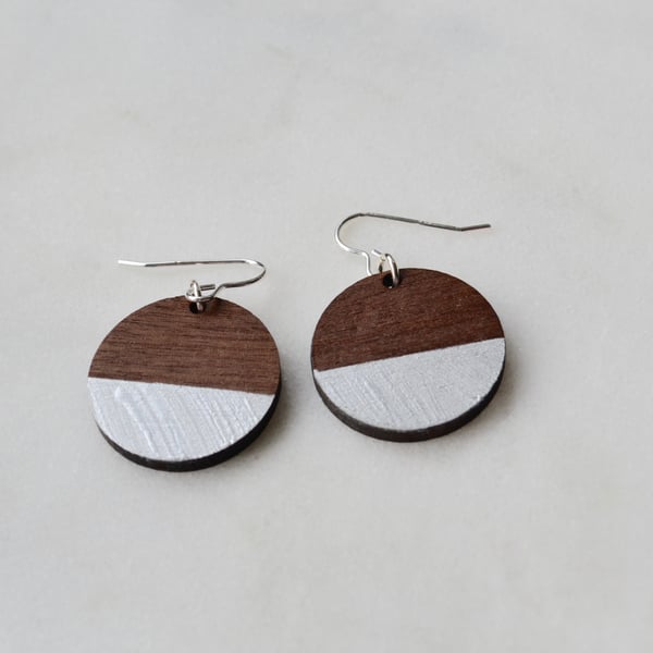 Wooden Circle Dangly Earring with Silver Leaf