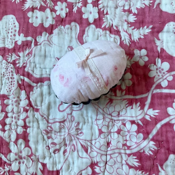 Vintage Pin cushion