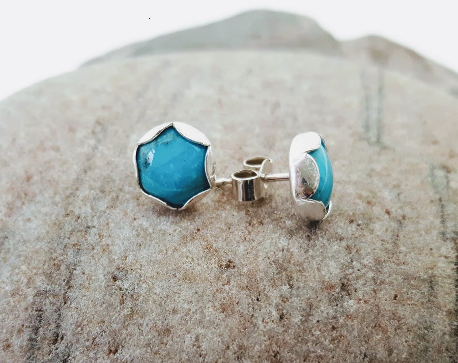 Turquoise and Silver Stud Earrings, 8mm, in Petal Setting