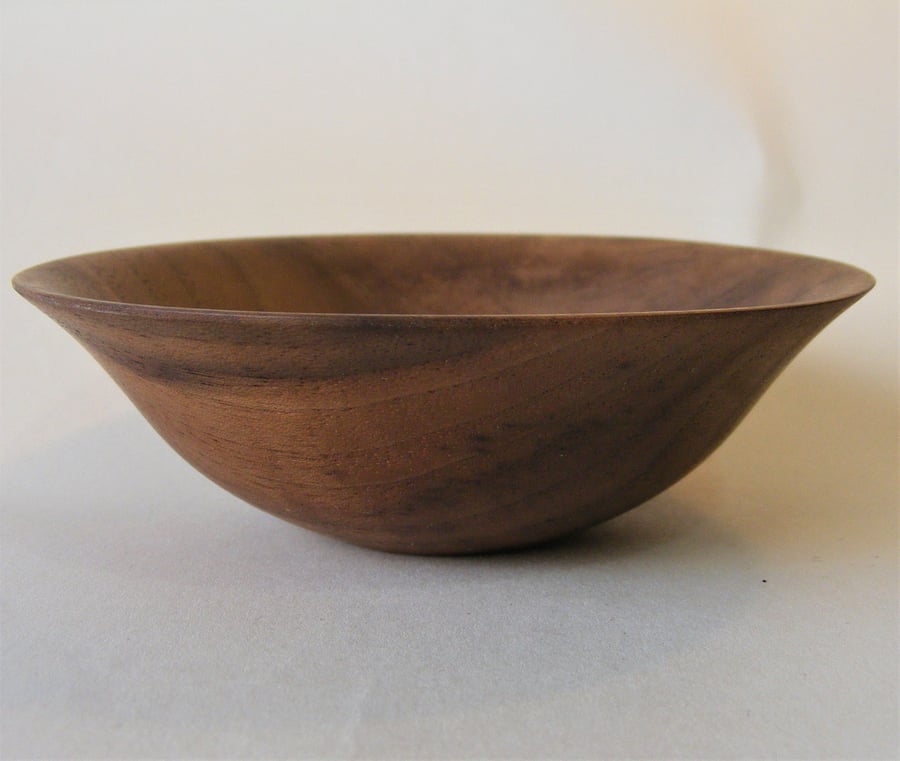 Small Walnut bowl