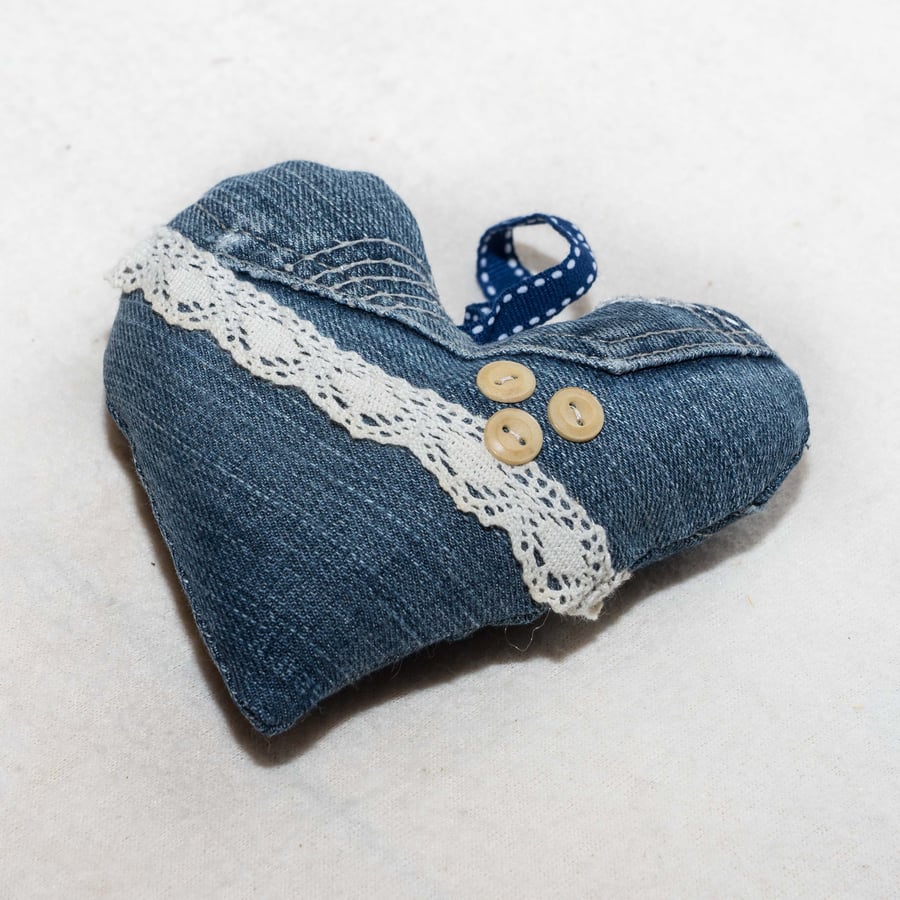 Recycled denim and lace hanging heart decoration - Valentine