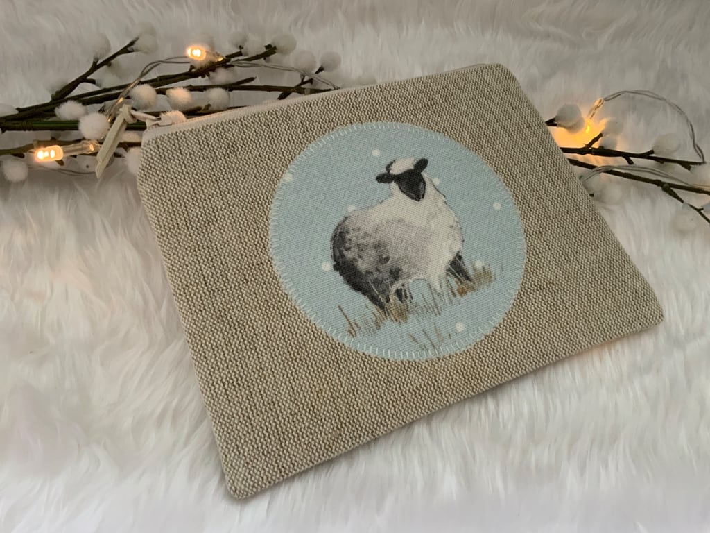 Linen Zipped Purse, Sheep Purse, Small Cosmetic Bag, Accessory Purse