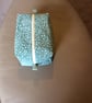 Box shaped toiletries bag - Image 1