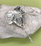 Ivy leaf pin brooch