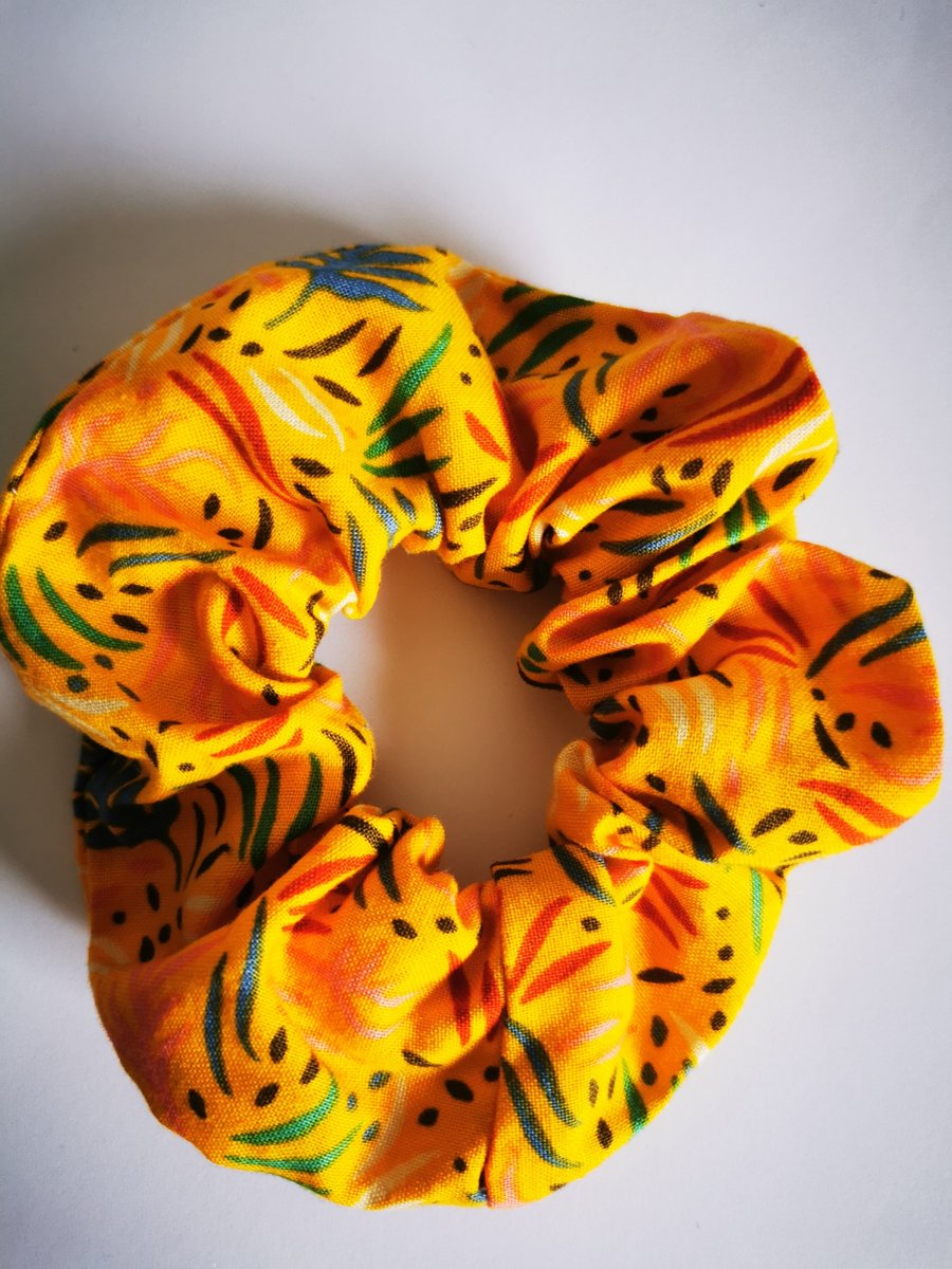 Jungle Scrunchie 