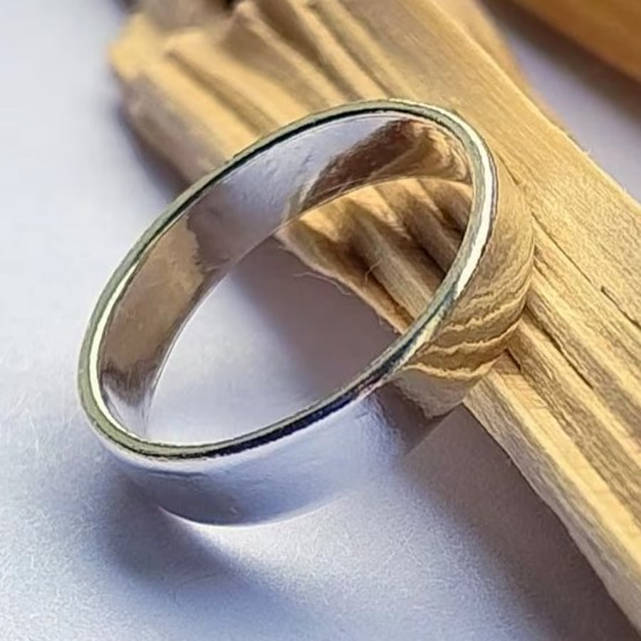 Handmade Sterling Silver Band – 5mm Classic Comfort Ring Shiny (Sizes R-S)