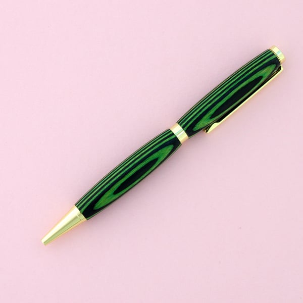 Hand Turned Wooden Pen (Free UK Delivery)