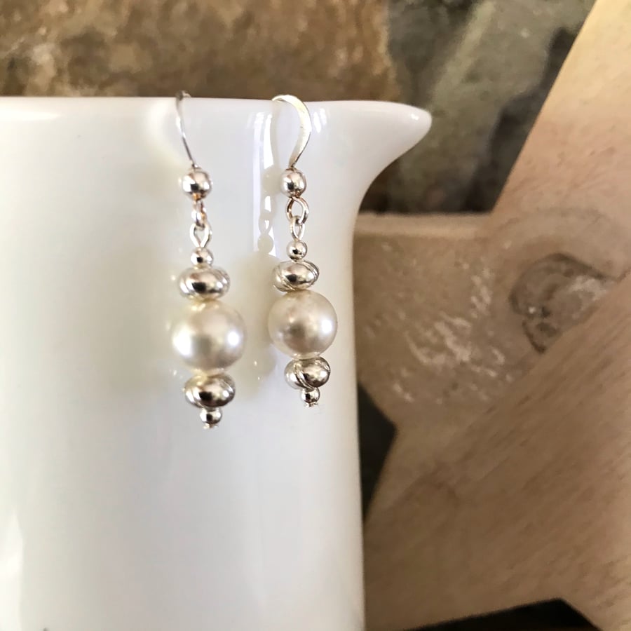 Pearl Drop Earrings, Pearl earrings