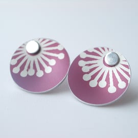  Burgundy studs earrings with starburst print