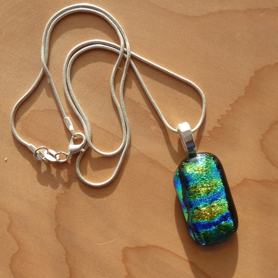 Dichroic blue and green necklace