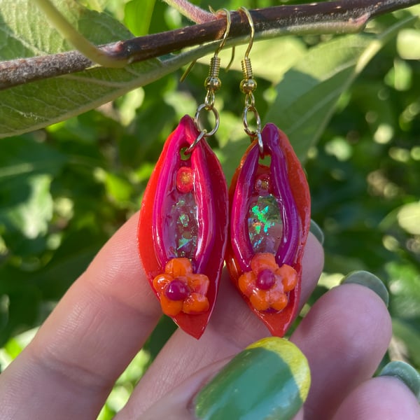 Glistening Sunset Yoni Earrings (set 1)