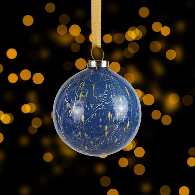 Blue and gold streaks marbled round ceramic Christmas bauble 