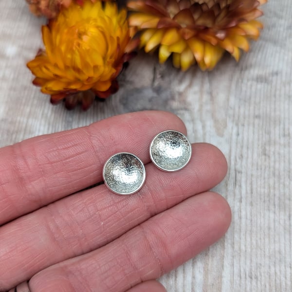 Sterling Silver Round Curved Textured Disc Stud Earrings