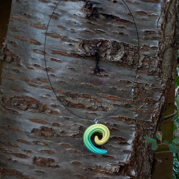 Spiral Worm Pendant Necklace 