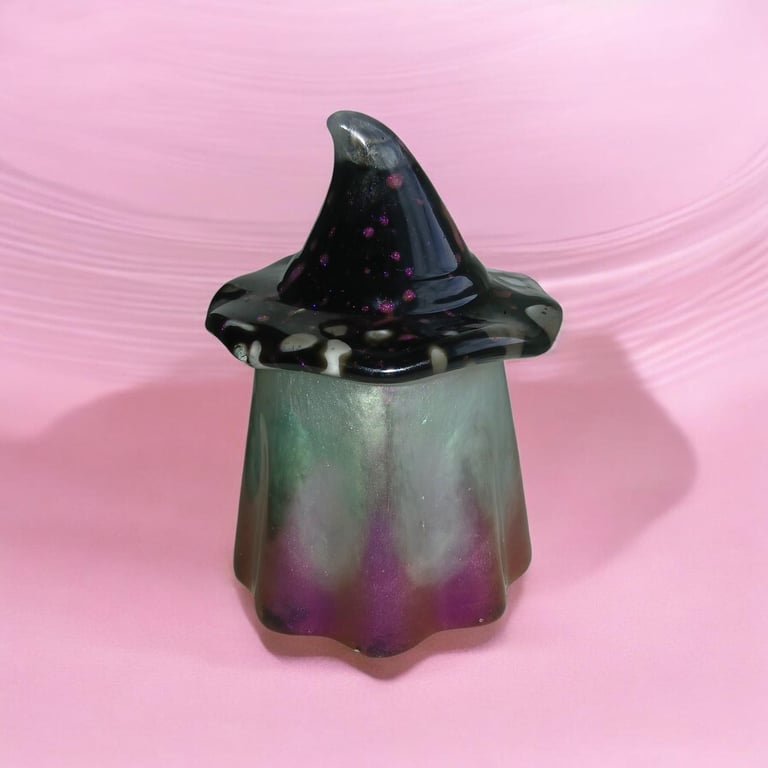 Ghost trinket pot (white howlite)