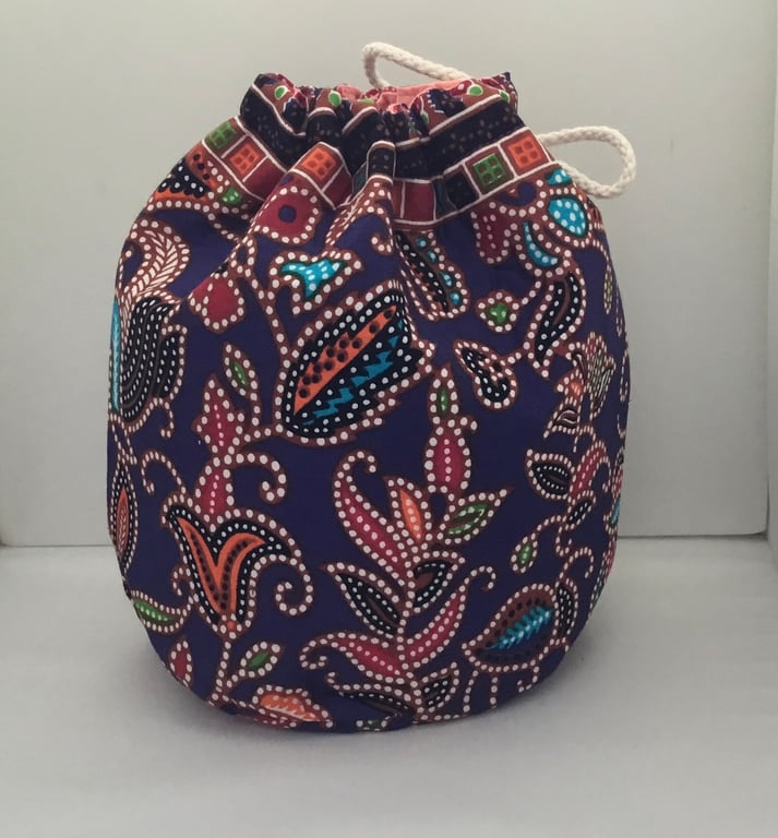 Drawstring toiletries bag