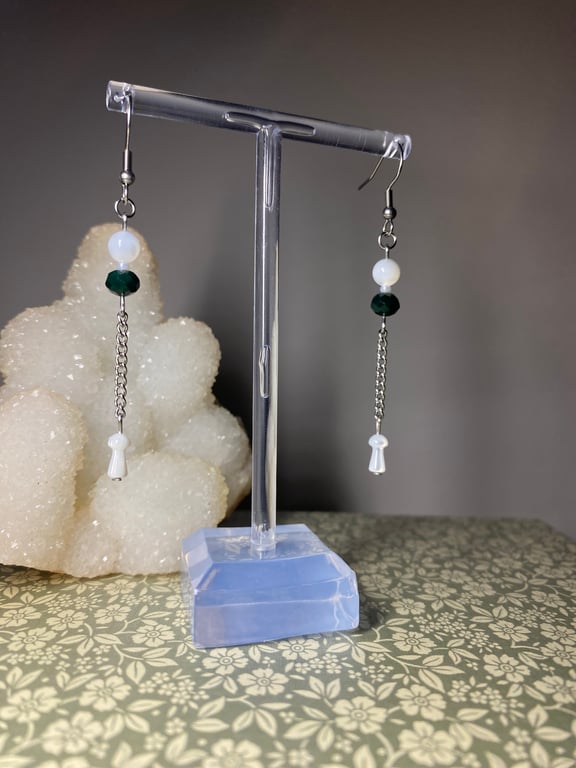 Cate - Simple Baby Mushroom Earrings 