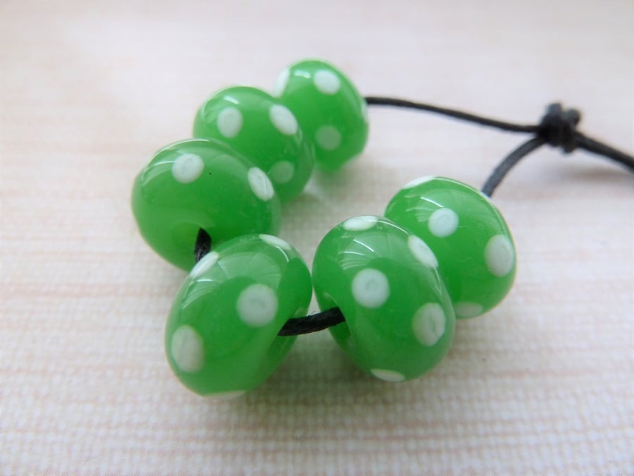 green and white spots lampwork glass bead set