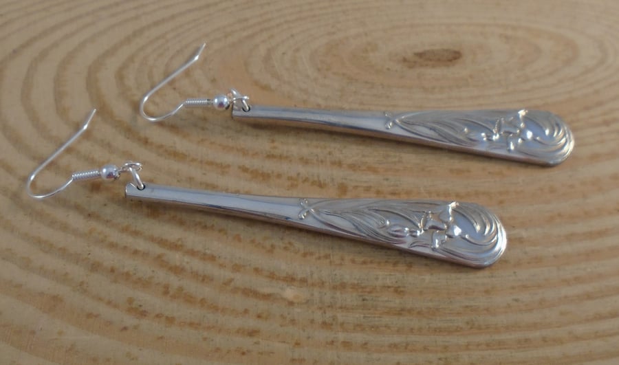 Upcycled Silver Plated Tulip Sugar Tong Handle Drop Earrings SPE052002