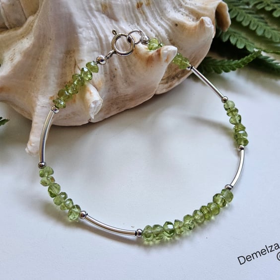 Designer Dainty Natural Untreated Peridot Noodle Style Sterling Silver Bracelet 