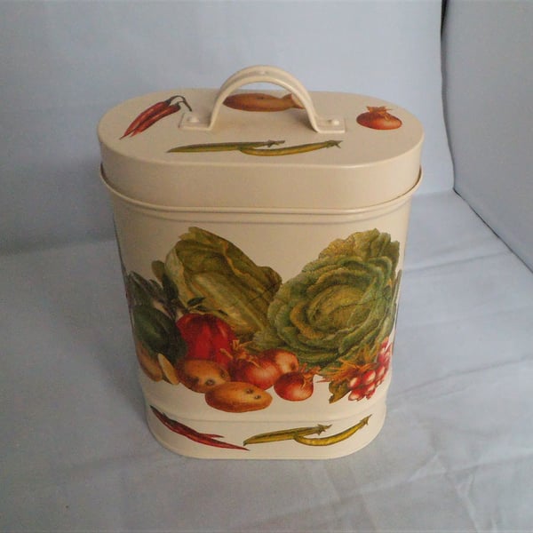 Decorated Gardener’s Tin Vegetables Attractive Storage Gardening Twine Labels