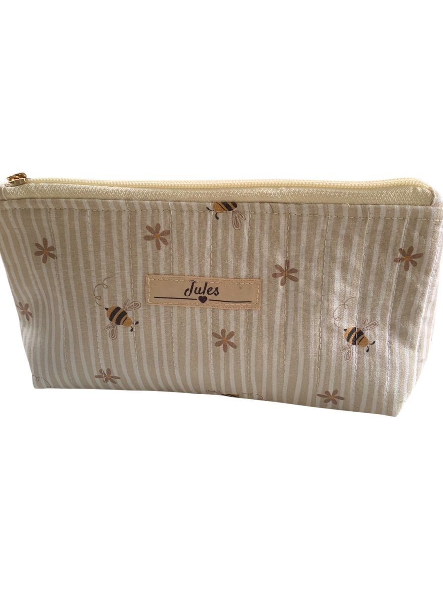 Medium Cosmetic Bag.  Bee Line.  Bee's and Daisies.