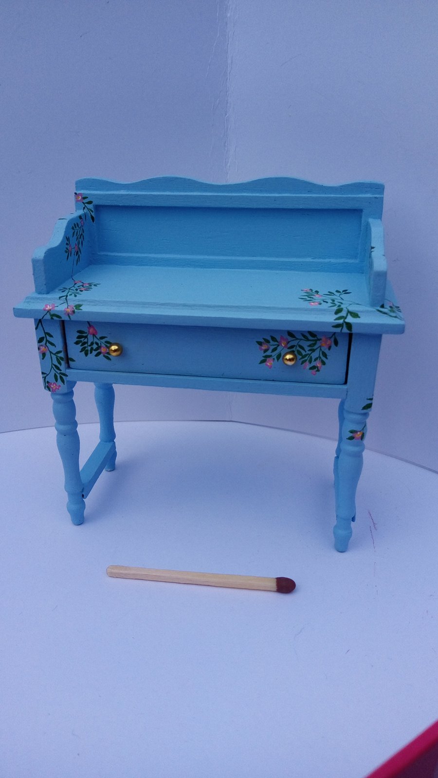 12th Scale Washstand